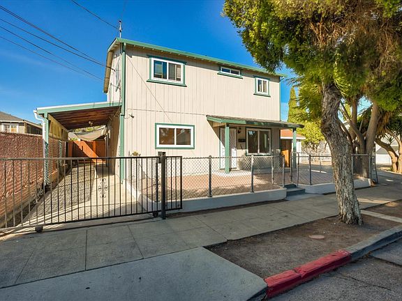 3rd image of 819 Cypress Ave