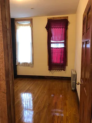 Rented by Batra Group Inc | media 14