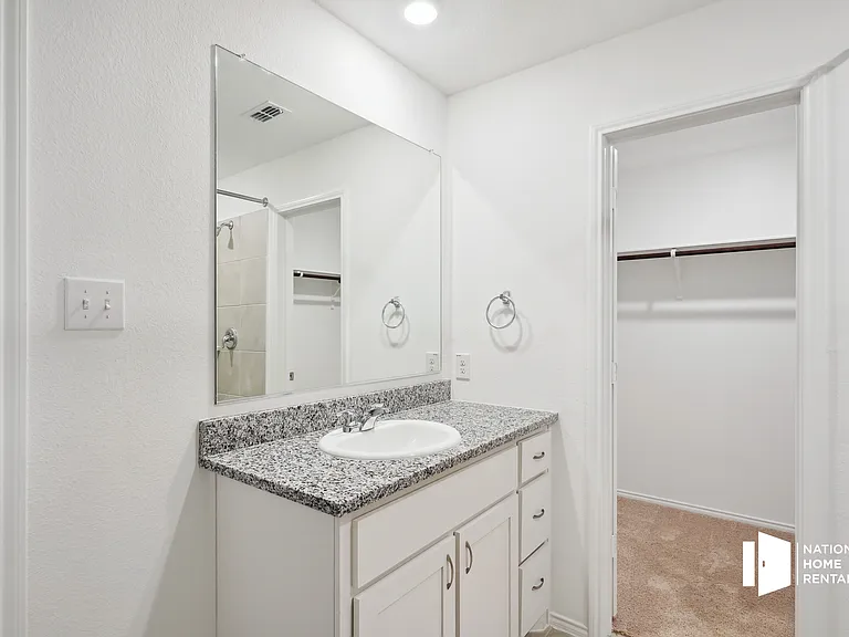 1315 Cherrybark Dr — Photo 7