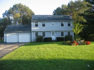 58 Rangers Dr, Hudson, NH 03051