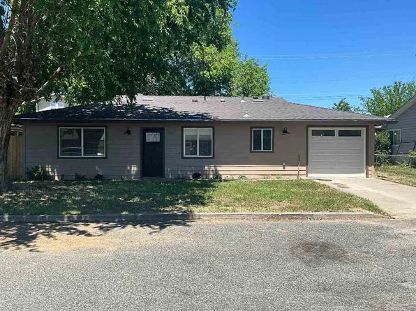 746 Oak St, Yreka, CA 96097