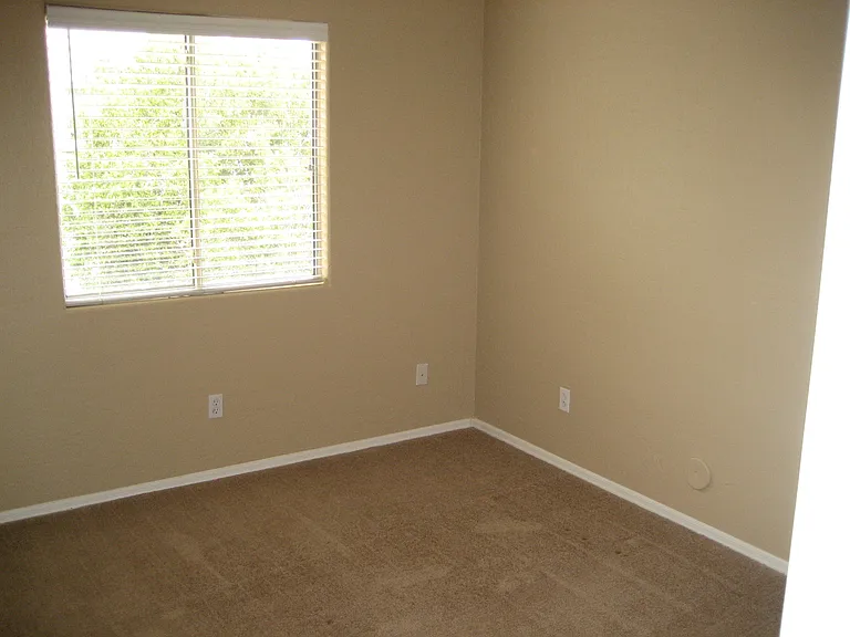 2027 E University Dr #125 — Photo 25