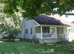 408 E Main St, Wayland, IA 52654