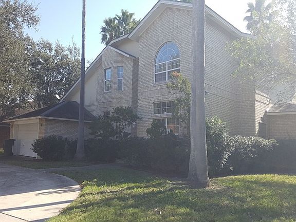 2nd image of 3410 Spyglass Hill Dr