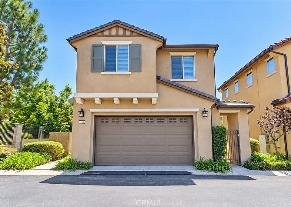 350 Catalina Way