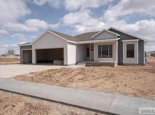 2030 Oakbrook Rd, Ammon, ID 83401