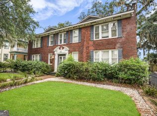 17 E 37th St APT 12, Savannah, GA 31401
