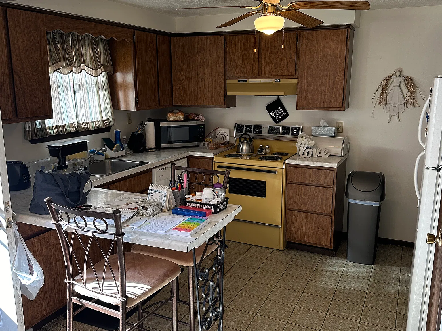 2 bed, 1250 sqft, $1,150 — Photo 2