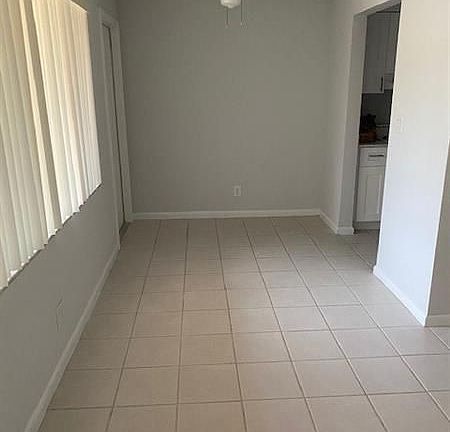 2nd image of 2880 NE 32nd St #7