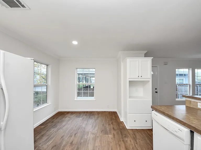 6526 Carver Rd #A — Photo 15