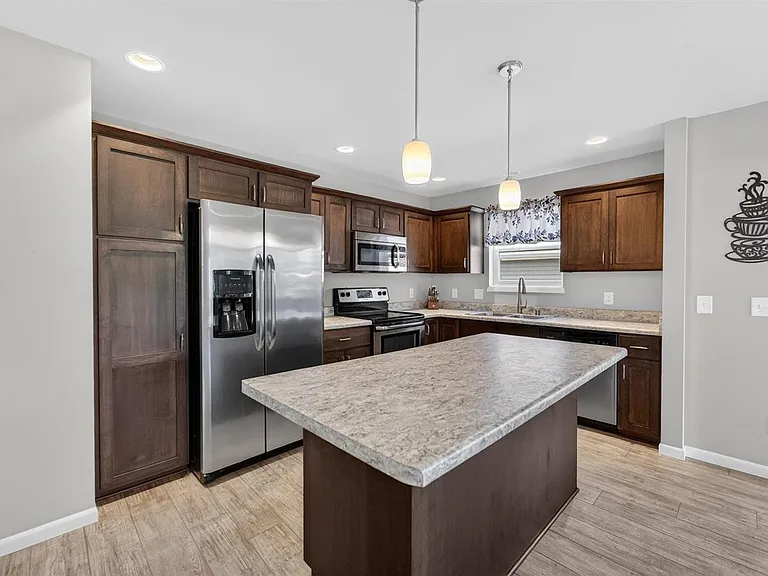 208 Sugar Maple Ln — Photo 22