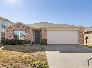 3213 Gettysburg Ln, Fort Worth, TX 76123