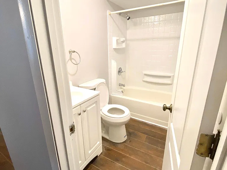 1514 Main St #1 — Photo 7