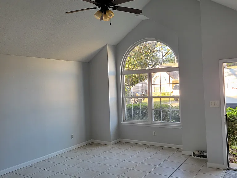 3024 Yorktown Cir — Photo 10