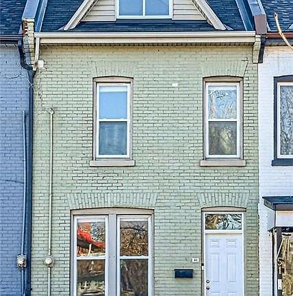 2nd image of 49 Sheaffe St