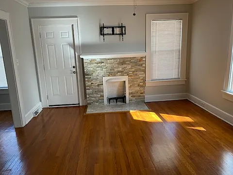 2 bed, 1124 sqft, $1,700 — Photo 4