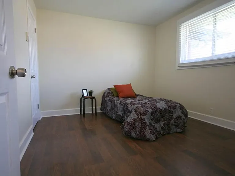 332 Cleveland St #2 — Photo 5