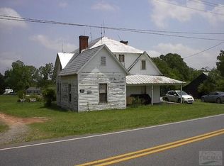 3340 Plateau Rd, Newton, NC 28658