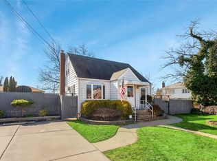 1287 New York Ave, Elmont, NY