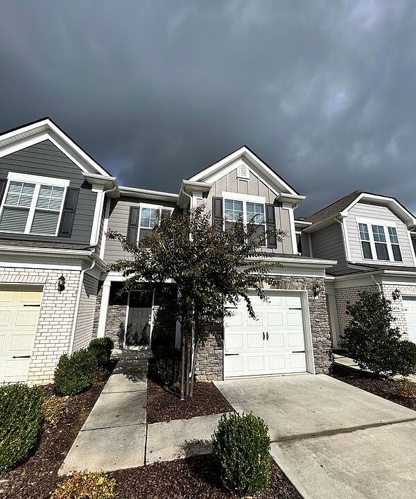1st image of 2438 Salem Creek Ct
