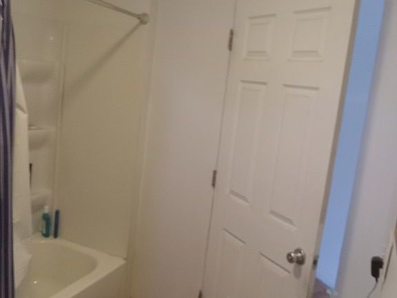 4th image of 3222 Suncrest Ave