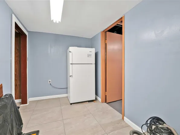 104-21 92nd Avenue image 41 of 61