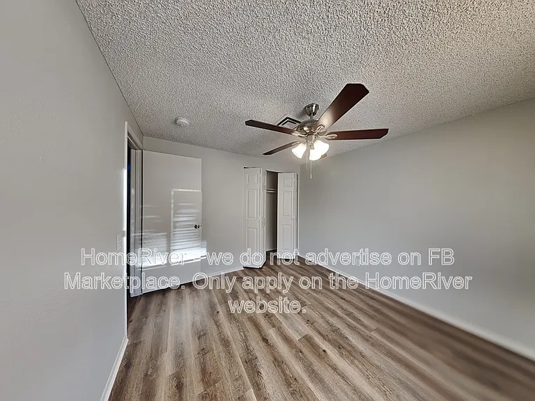 15426 N 61st Dr — Photo 8