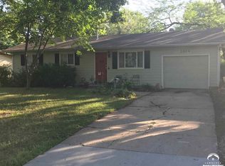 2014 Maple Ln, Lawrence, KS 66046