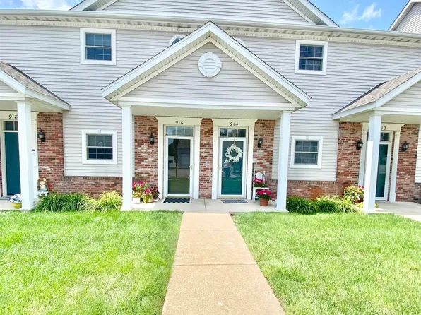 916 W Trailcreek Dr, Peoria, IL 61614