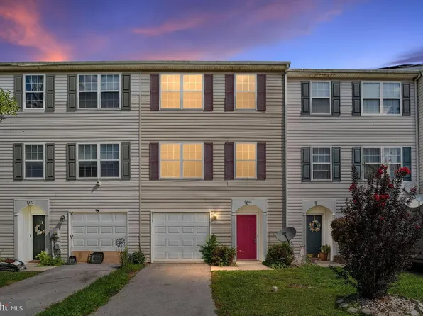868 Aztec Dr, Martinsburg, WV 25405
