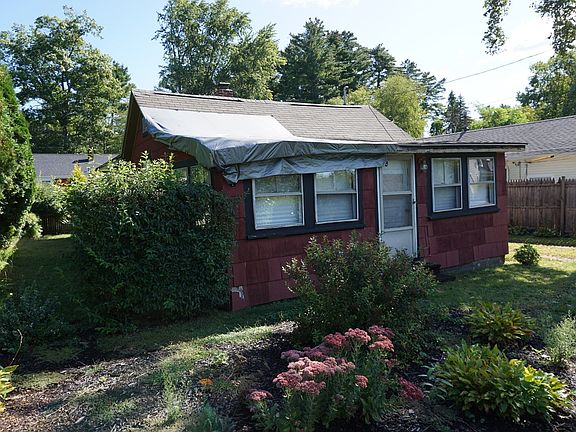 3rd image of 59 Lake View Ave