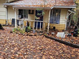 356 White Oak Dr, Cave Junction, OR 97523