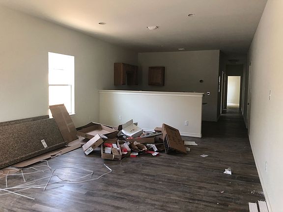 4th image of 4305 Monterey St