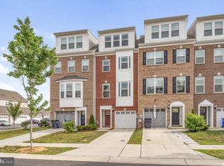 11687 Emily Dickinson Pl, White Plains, MD 20695