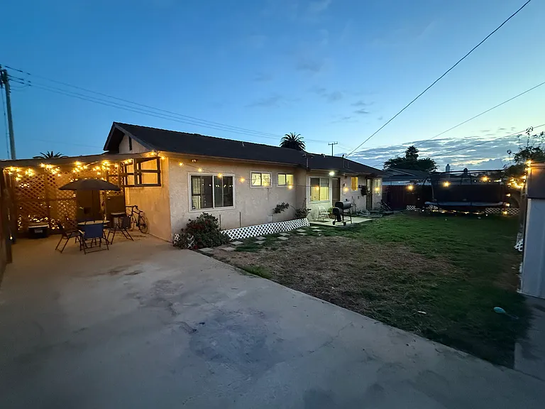 1109 W Pine Ave — Photo 4