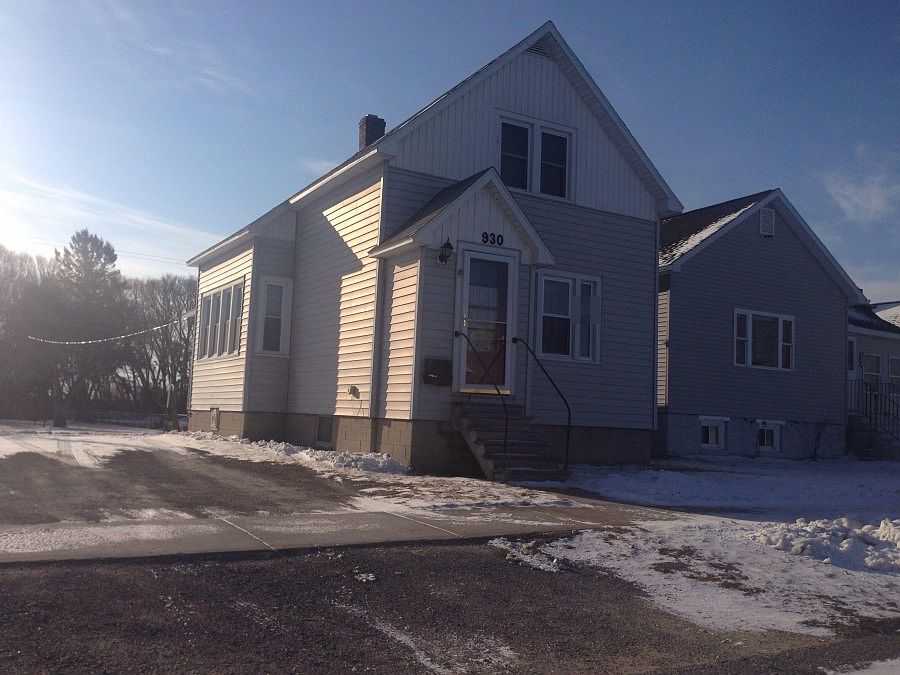 1st image of 930 Ford Ave