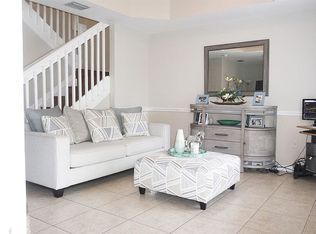 652 SW 107th Ave #601, Hollywood, FL 33025