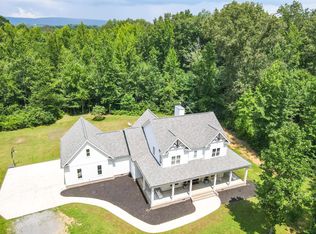 1695 E Boy Scout Rd, Hixson, TN 37343