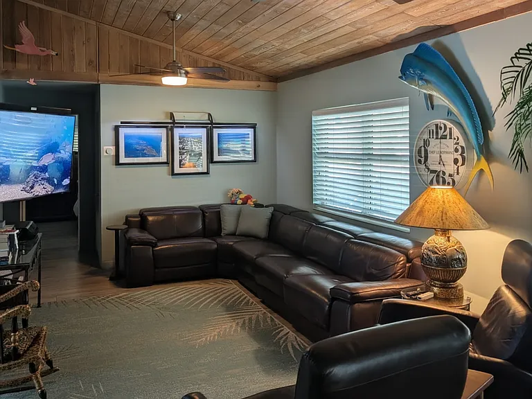142 Sawyer Dr — Photo 5