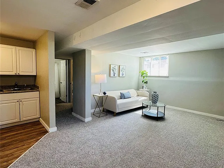 1400 S Clermont St #7 — Photo 10