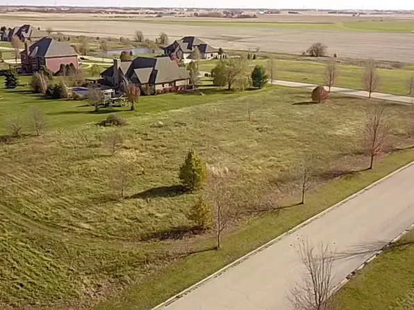 12620 W Old Farm Rd, Manhattan, IL 60442