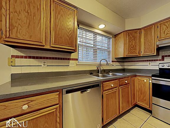 3rd image of 7749 Bayhill Dr