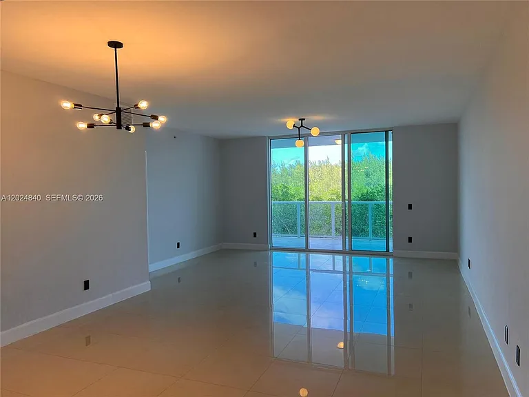 14951 Royal Oaks Ln #401 — Photo 14