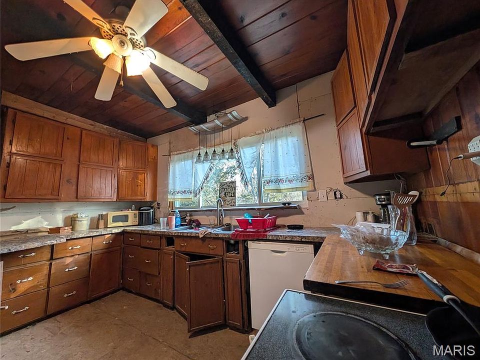 13th image of this home