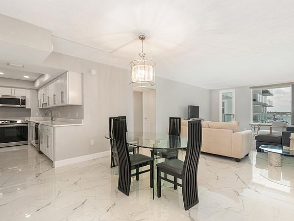 5th image of 3450 S Ocean Blvd #4270
