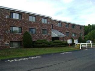 67 Milliken Ave APT 3B, Franklin, MA 02038