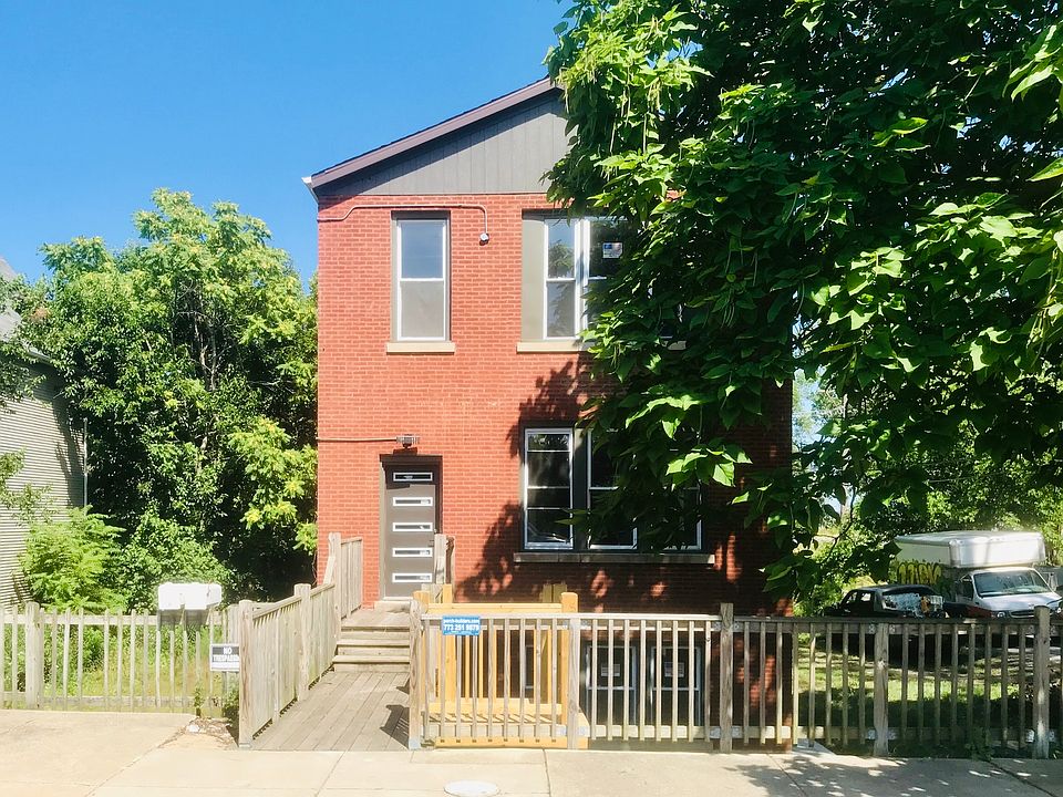 1st image of 9139 S Buffalo Ave #B