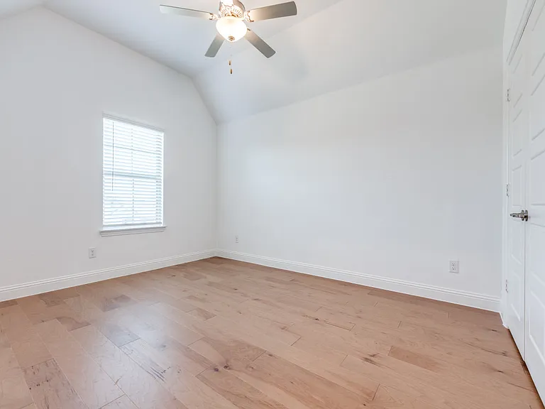 1701 Rain Lily St — Photo 21