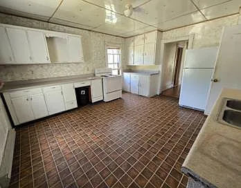 3 bed, $800 — Photo 3