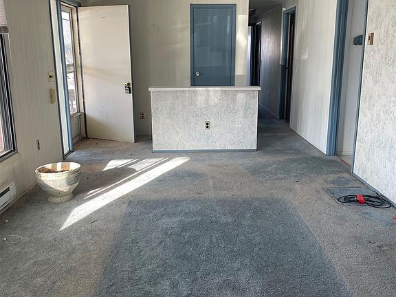 3rd image of 189 Dortmund Dr
